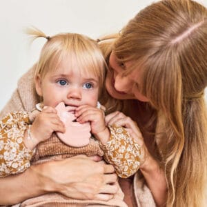 Baby Bijtring Fallen star Pale Pink roze rubber Jollein